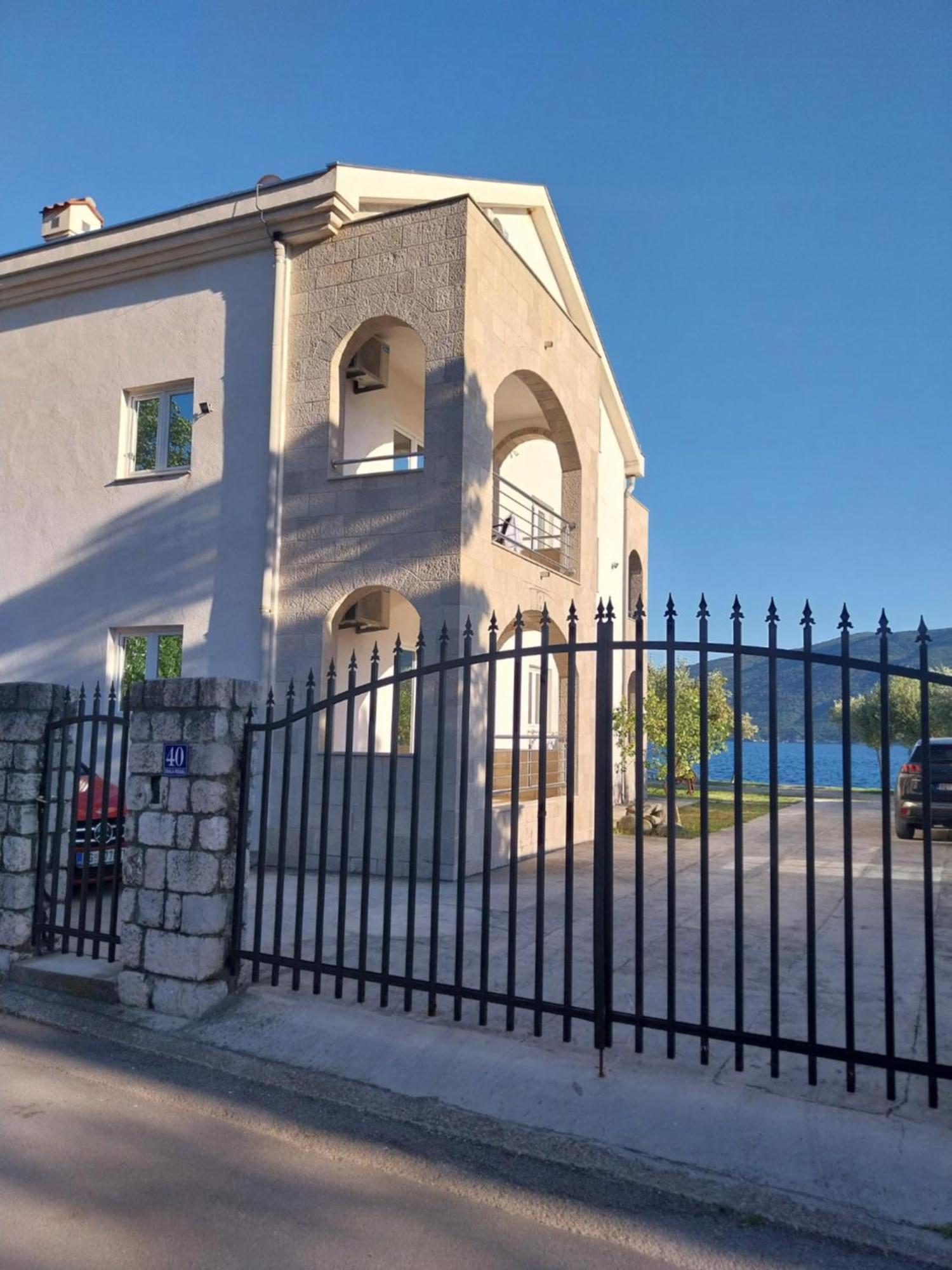 Apartments Villa Danilovic Herceg Novi Exterior foto